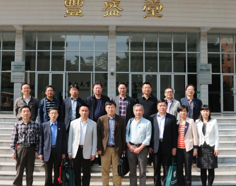 swag色情
校友学术论坛成功举办 